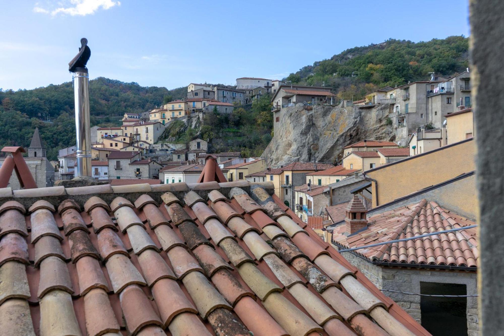 B&B Sud E Magia Castelmezzano Exterior foto